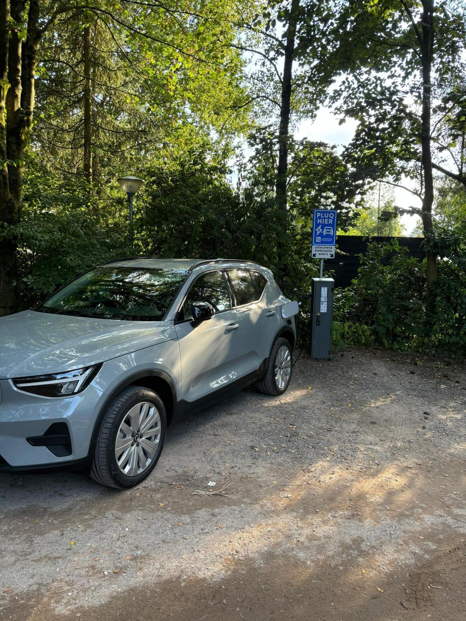 Modern Chalet In De Bossen Van De Veluwe エーペ エクステリア 写真